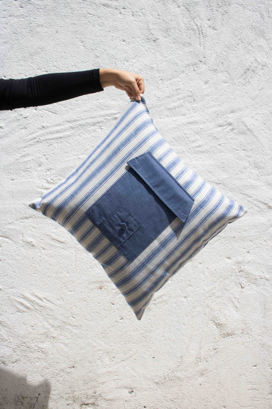 Cojín La Casa 45 x 45 cm (Por Encargo)