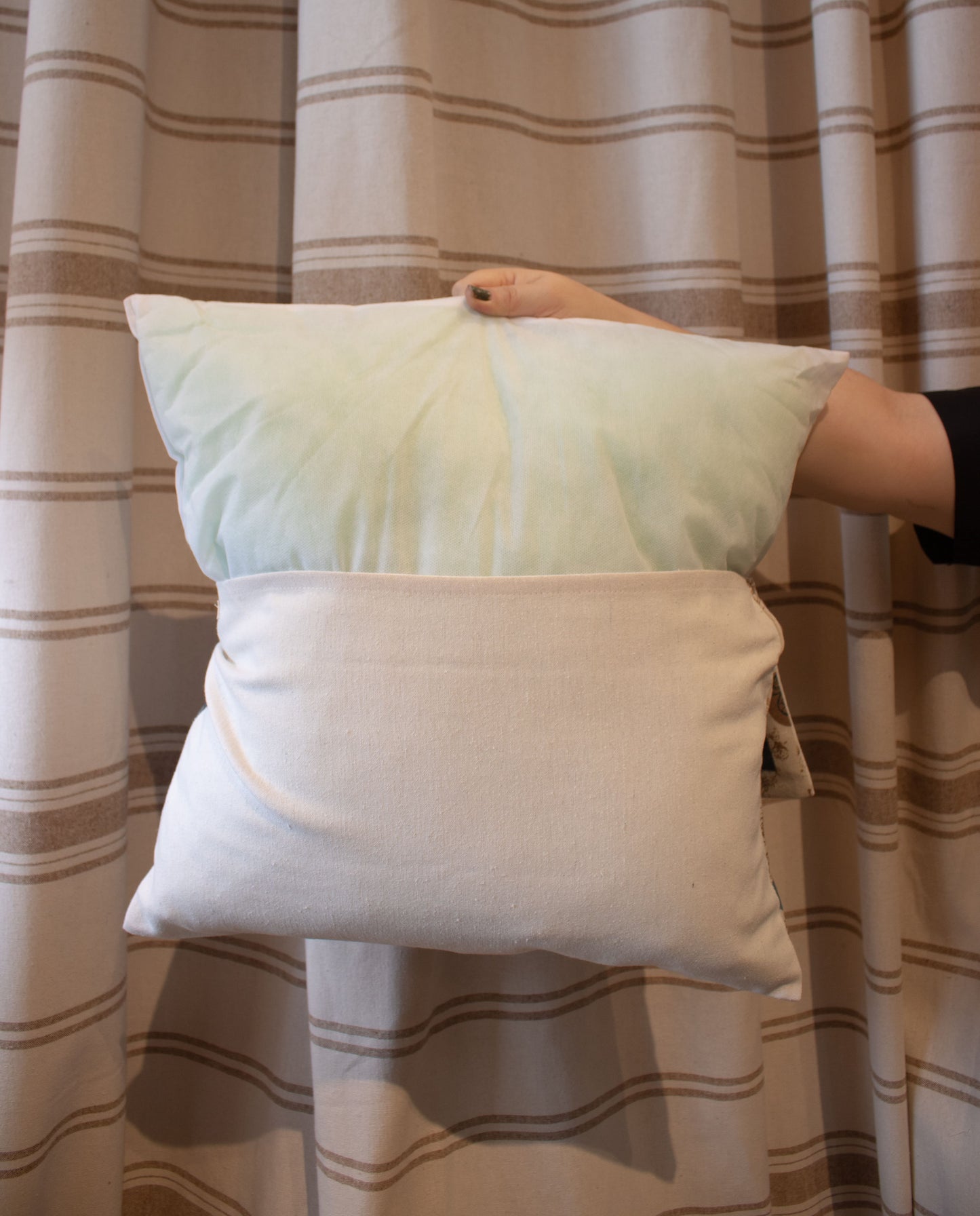 Cojin Exvotos 50x50 cm Beige (Por Encargo)