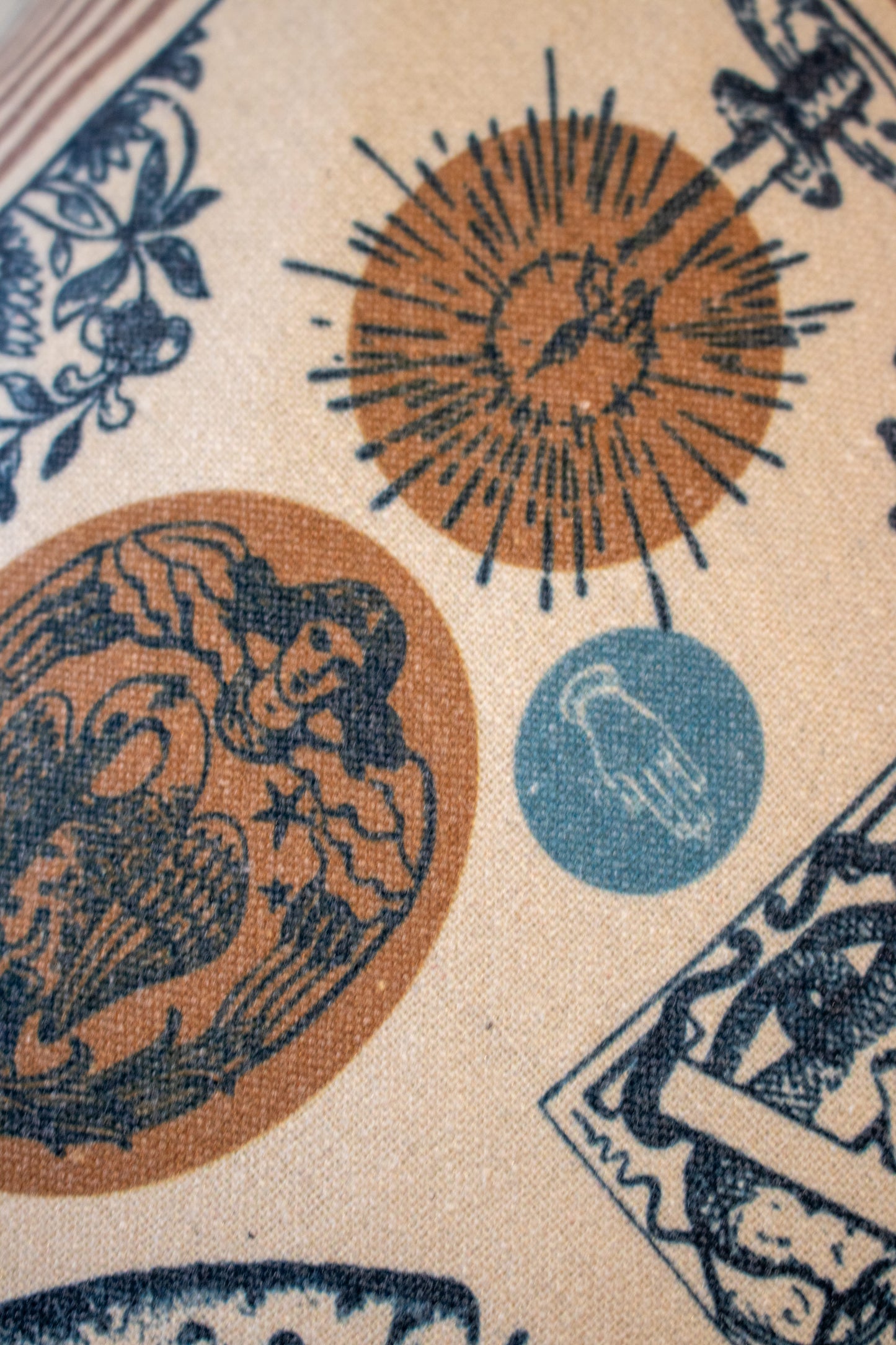 Cojin Exvotos 45x45 cm Azul (Por Encargo)