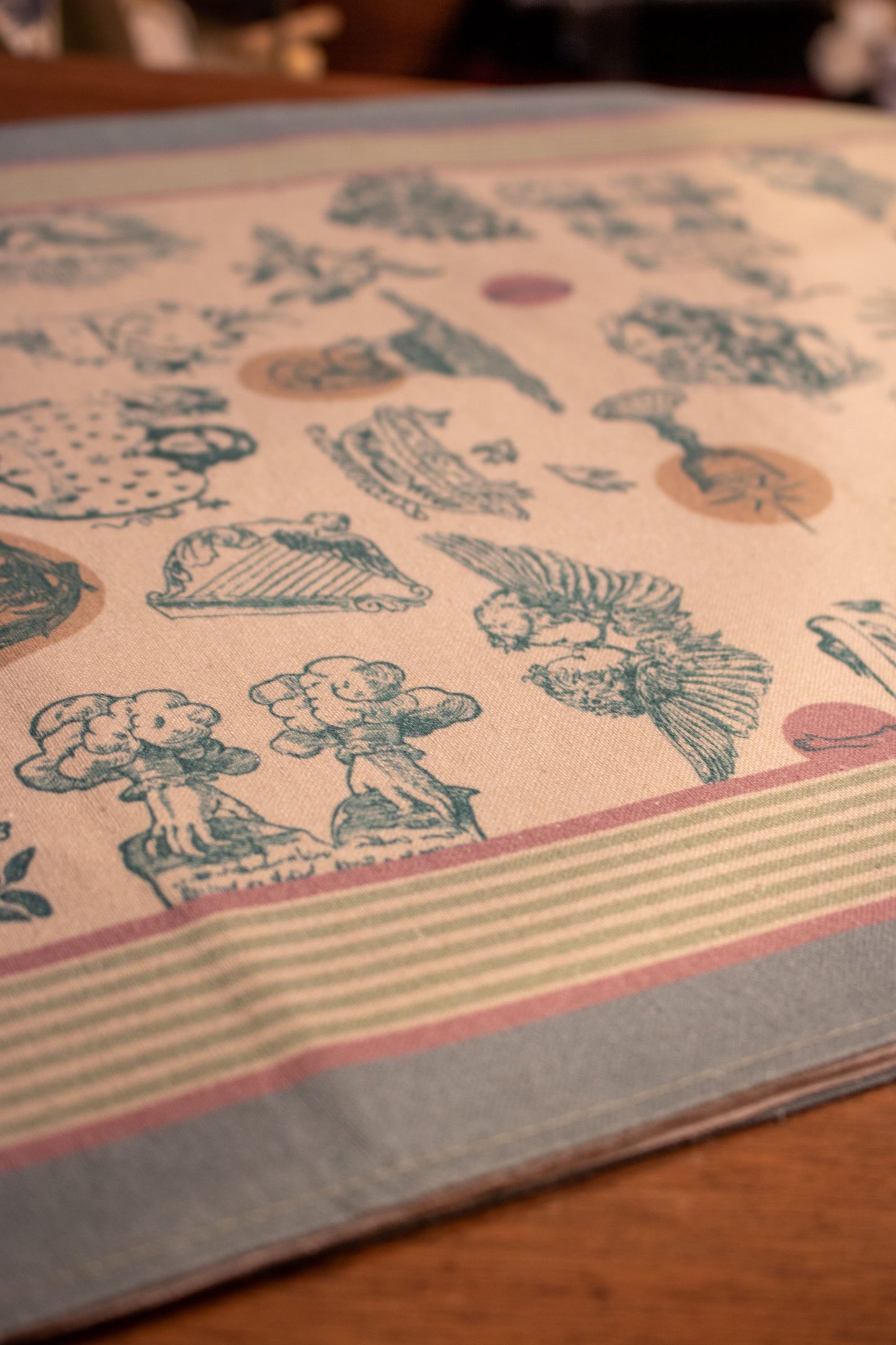 Camino de mesa Exvotos 45x145 cm Verde