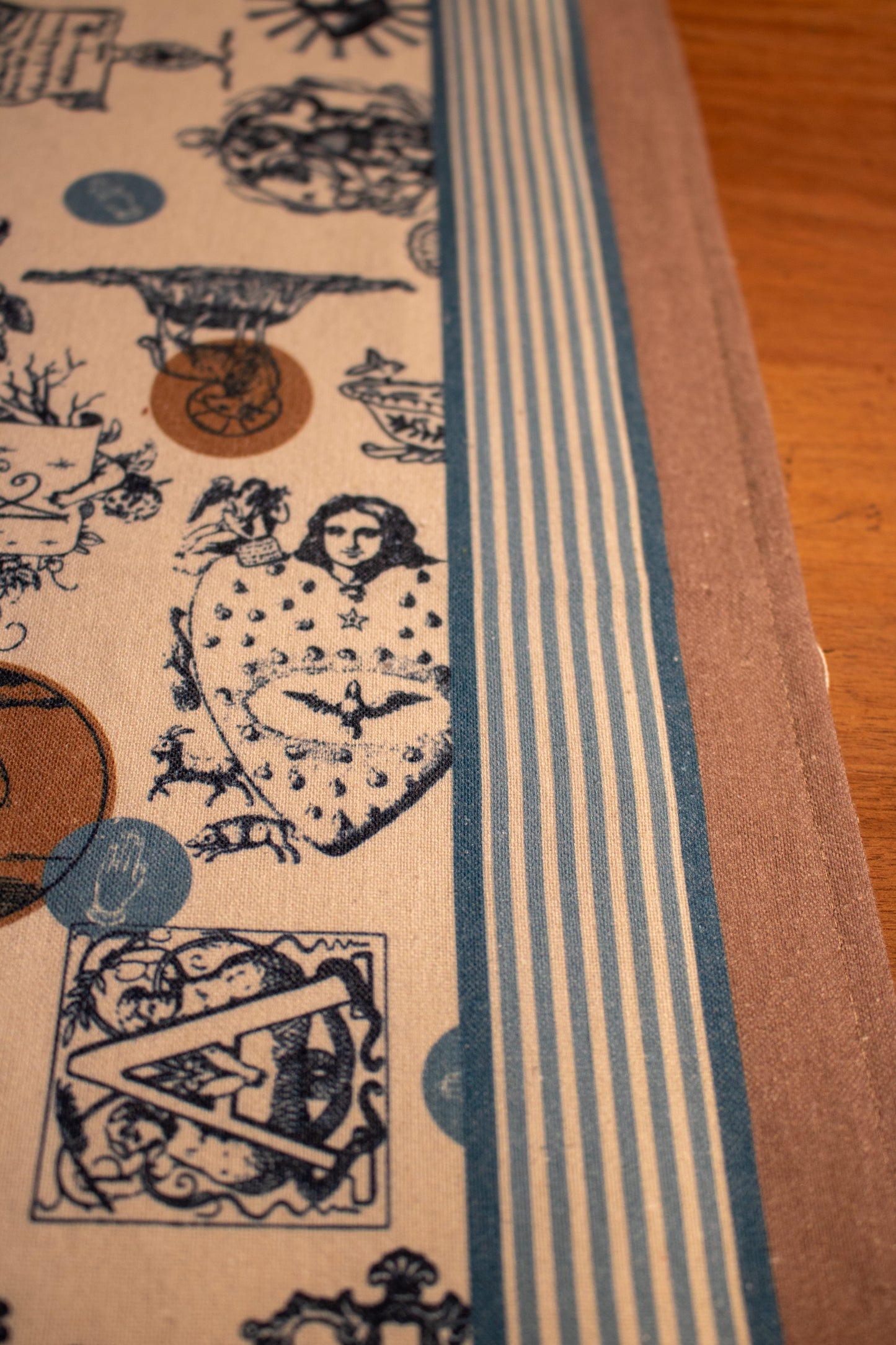 Camino de mesa Exvotos 45x145 cm Azul